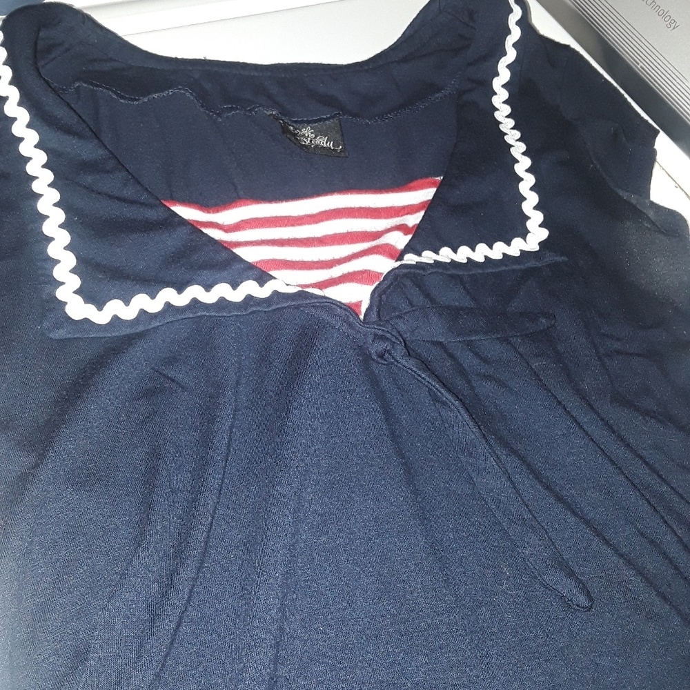 Rocksteady top